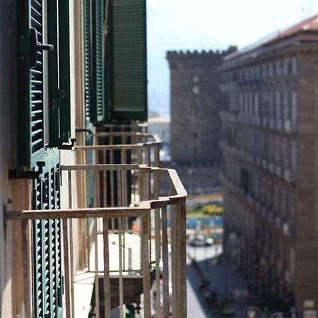 Chez Marie Napoli Apartment ภายนอก รูปภาพ