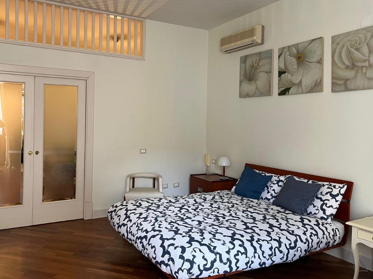 Chez Marie Napoli Apartment ภายนอก รูปภาพ