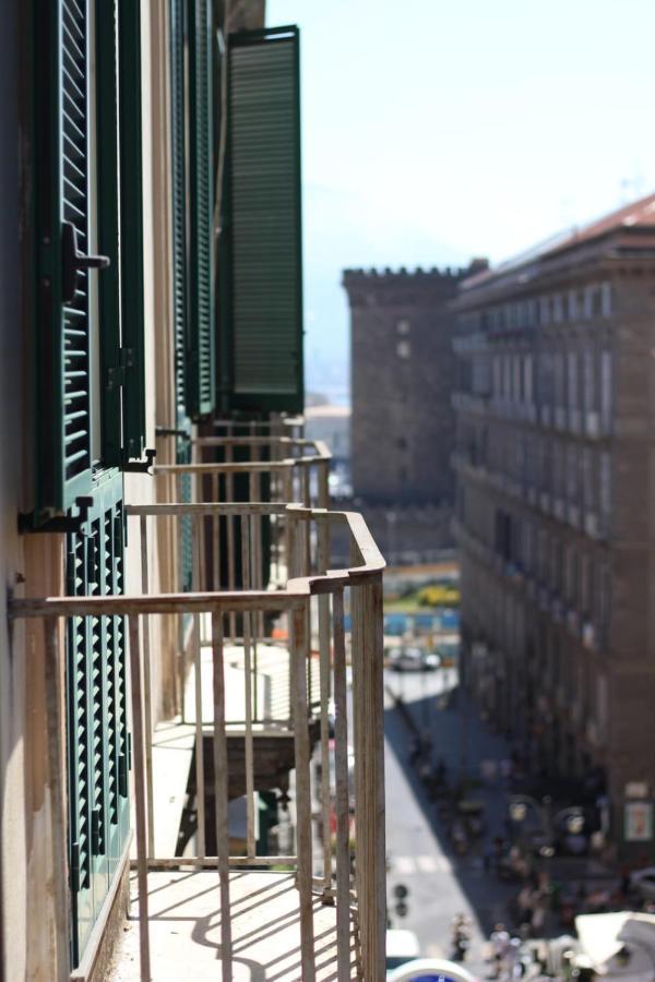 Chez Marie Napoli Apartment ภายนอก รูปภาพ